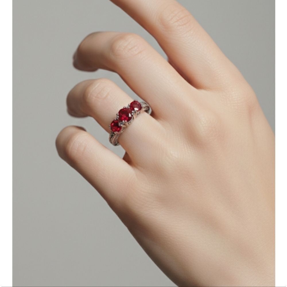 Elegant Silver Plated and Red Glass Gemstone Ring Size 7